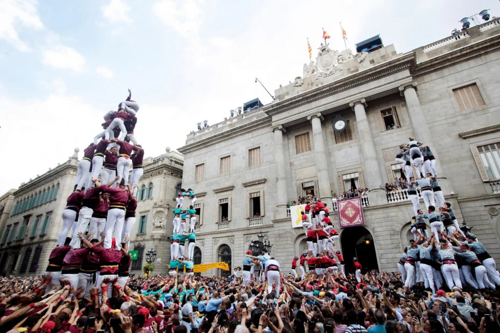 Human towers in Plaça Sant Jaume