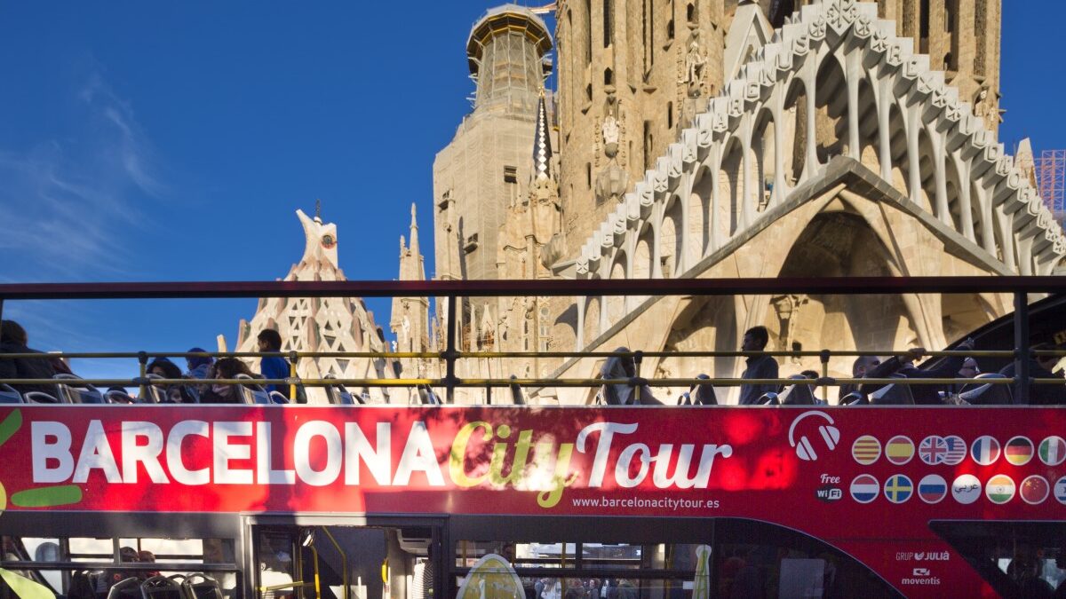 Barcelona Hop on Hop off Bus in front of Sagrada Familia