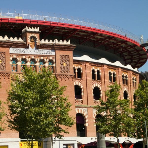 Front view of Arenas de Barcelona