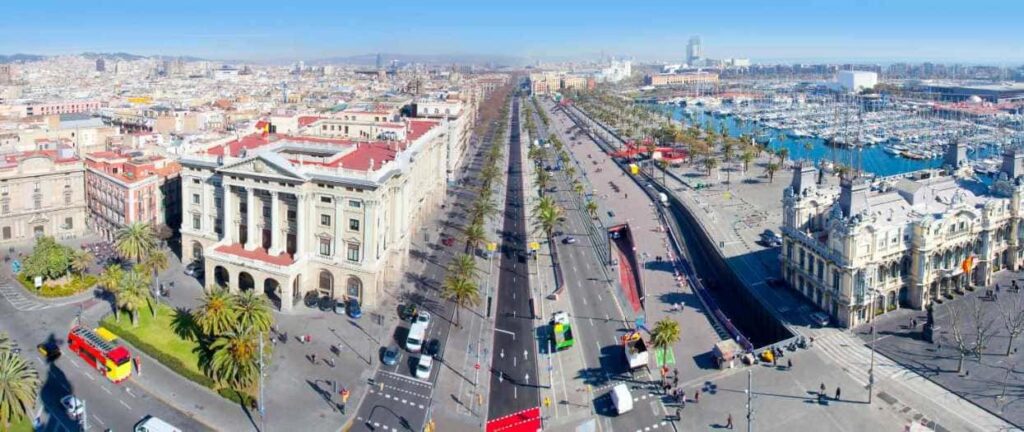Vistas de Barcelona desde el Mirador de Colón
